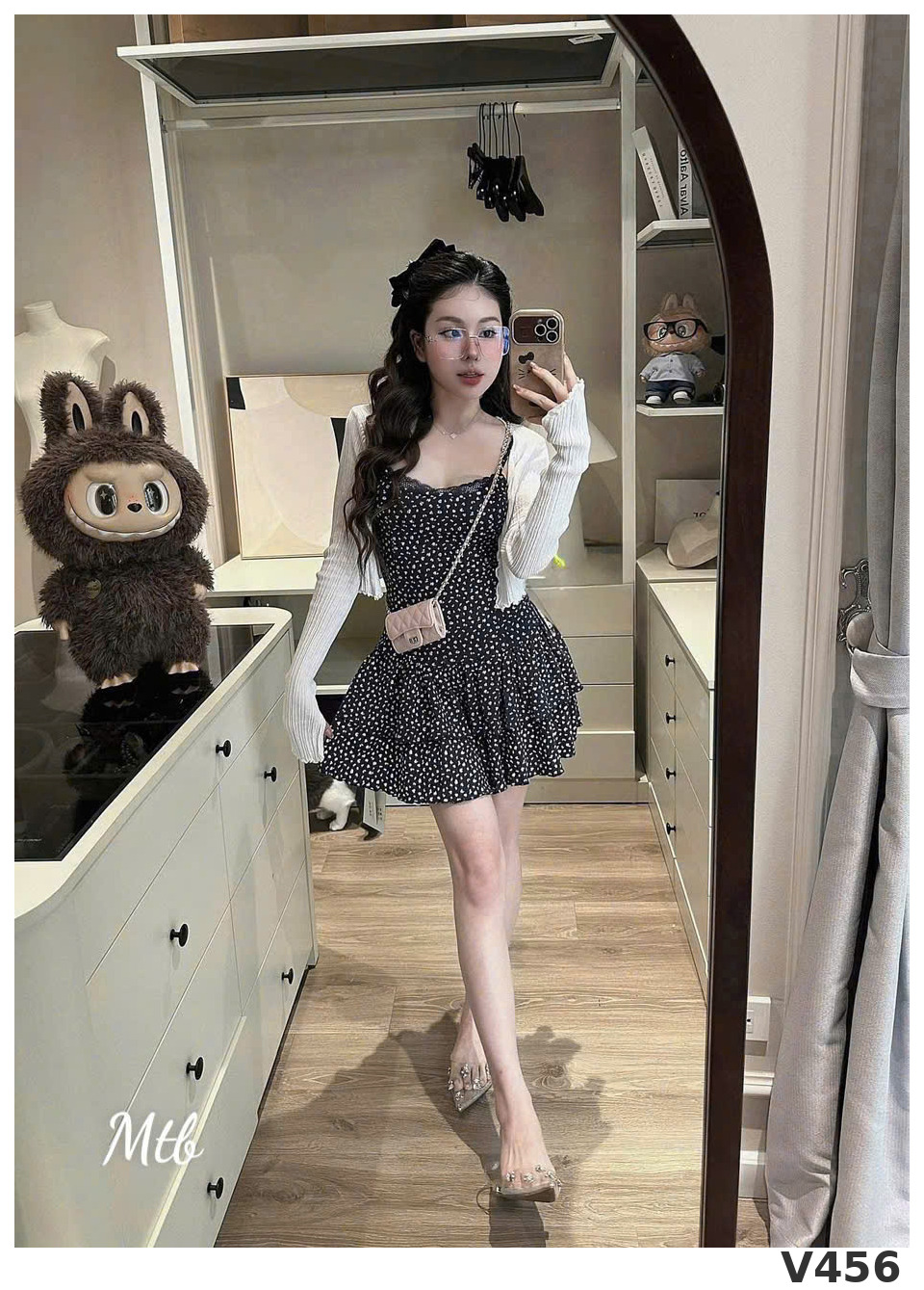 V456