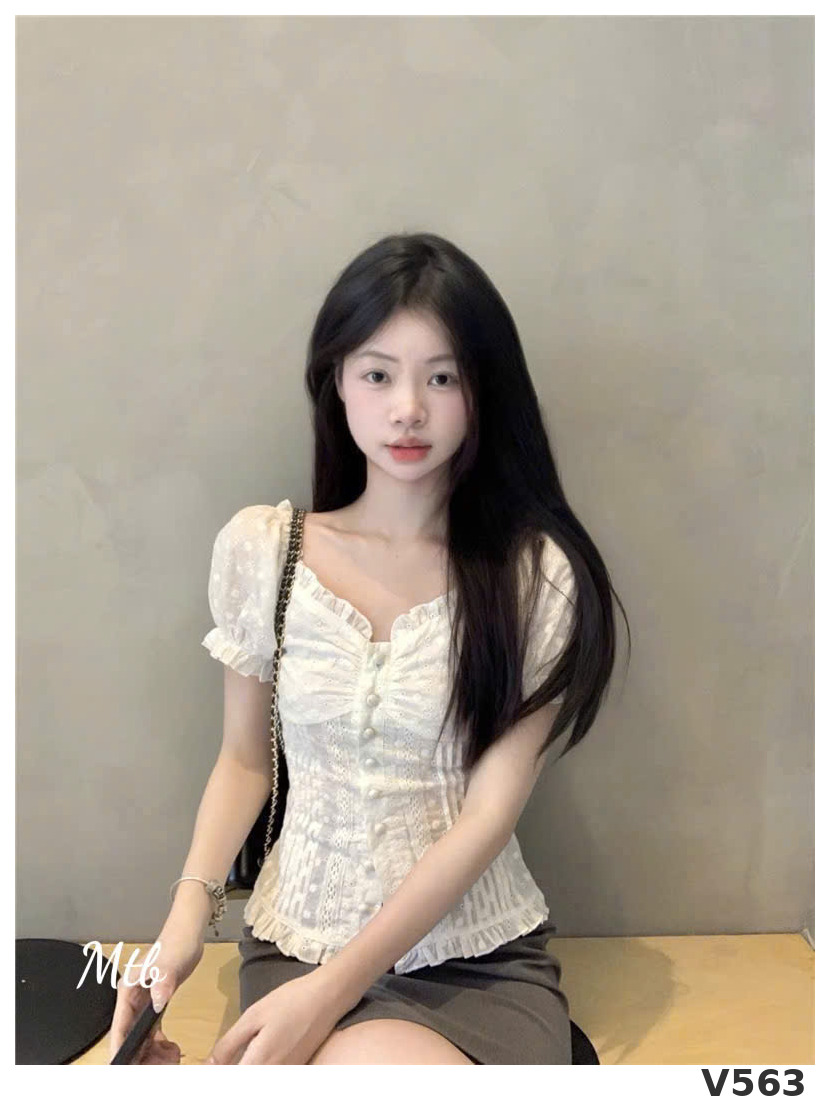 v563